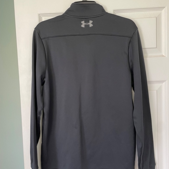 Under Armour Quarter-Zip Pullover - Size M - Picture 3 of 3